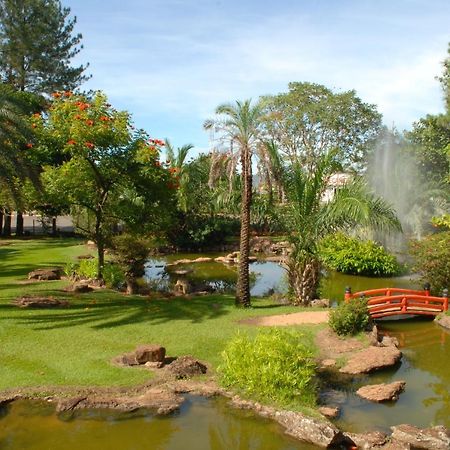 Lacqua Diroma Hotel Com Parque Aquatico 24 Horas 카우다스노바스 외부 사진