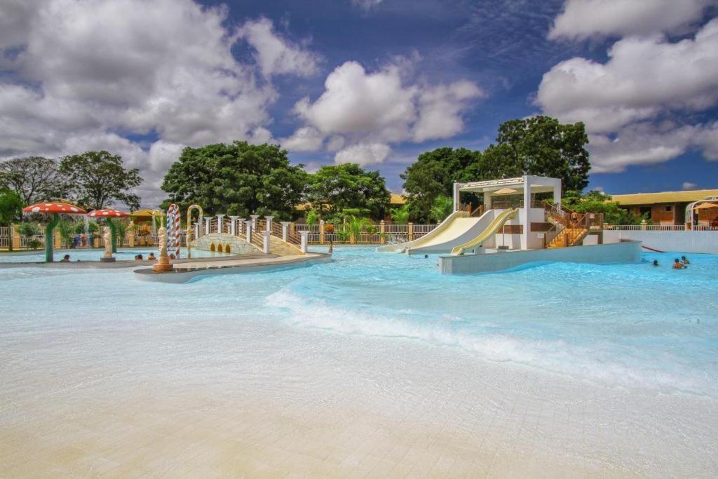 Lacqua Diroma Hotel Com Parque Aquatico 24 Horas 카우다스노바스 외부 사진