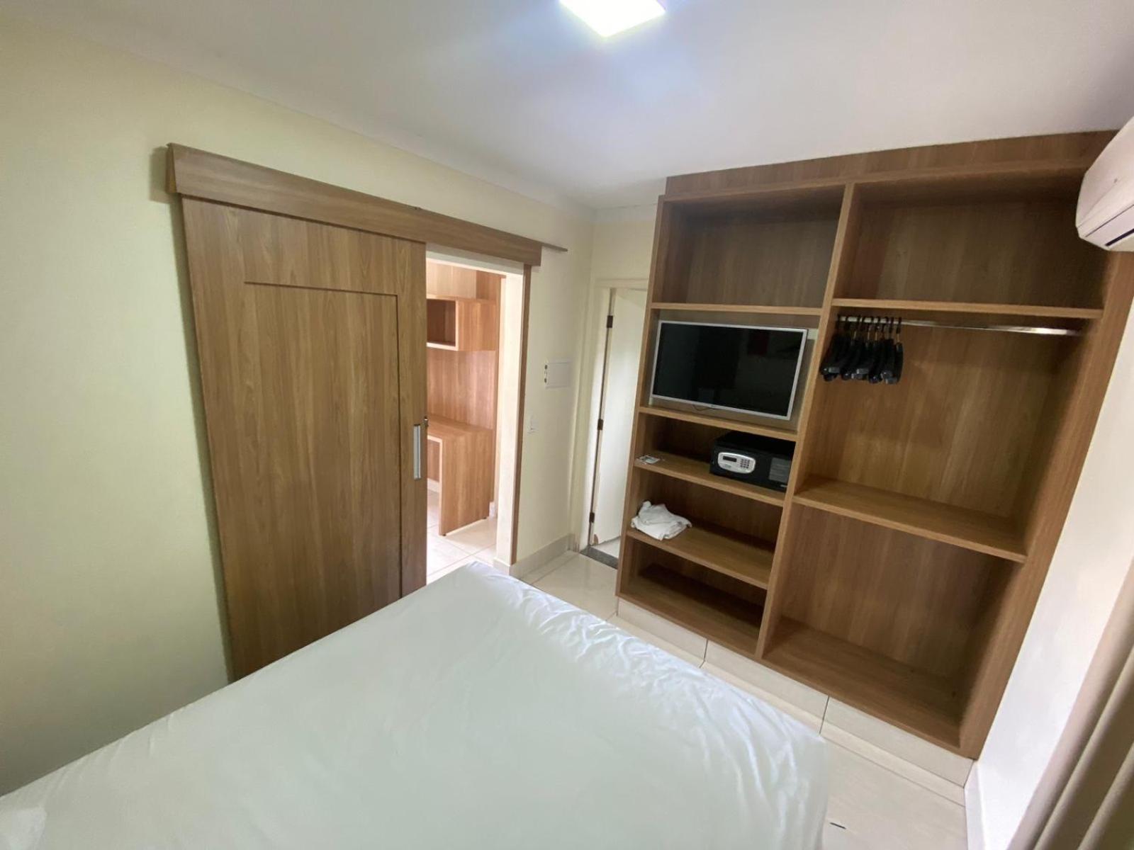 Lacqua Diroma Hotel Com Parque Aquatico 24 Horas 카우다스노바스 외부 사진